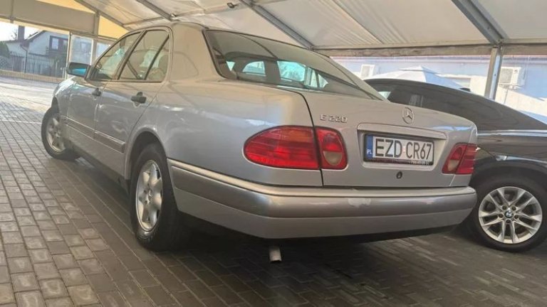 mercedes-benz-klasa-e-1998 (26)