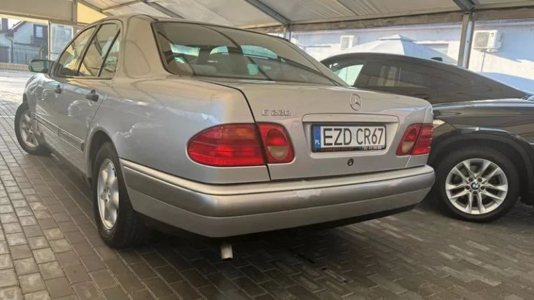 mercedes-benz-klasa-e-1998 (27)