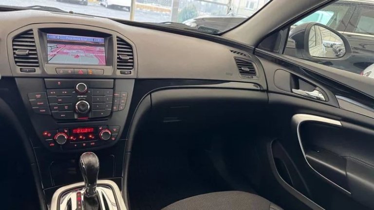 opel-insignia-20-cdti-automatik-active (41)