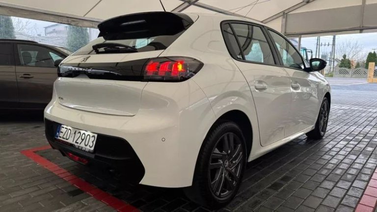 peugeot-208-12-puretech-active-ss (24)