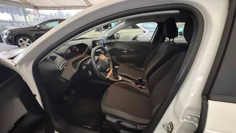 peugeot-208-12-puretech-active-ss (29)