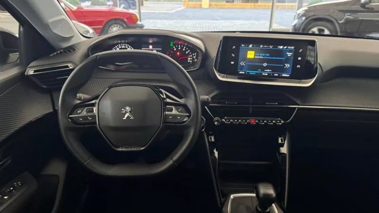 peugeot-208-12-puretech-active-ss (33)