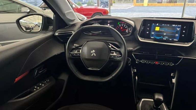 peugeot-208-12-puretech-active-ss (34)