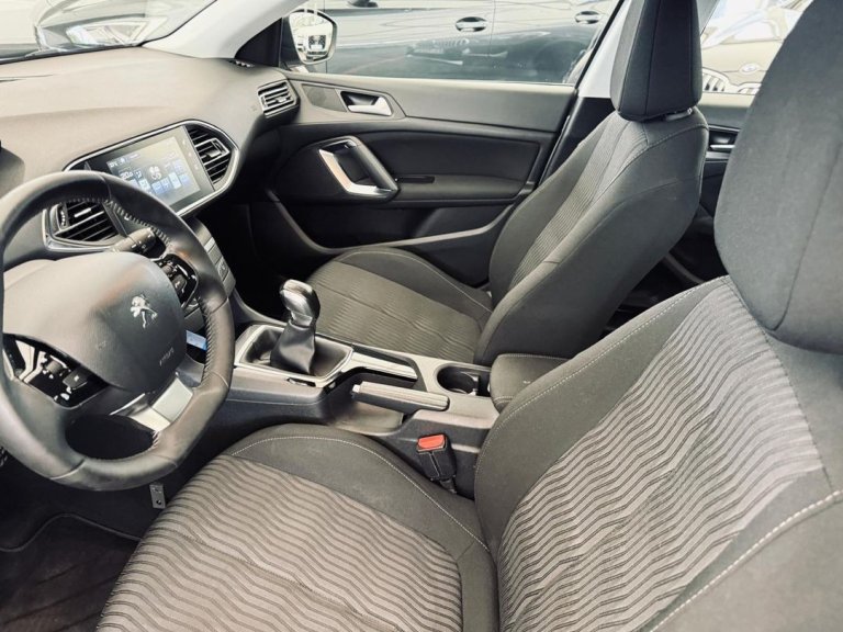 Peugeot 308 IMG-20250716-WA0046