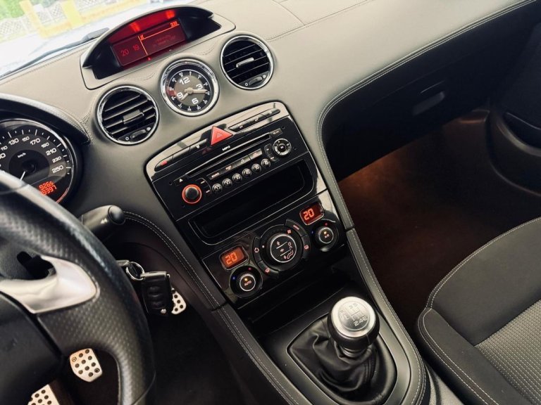 Peugeot RCZ IMG-20250709-WA0182