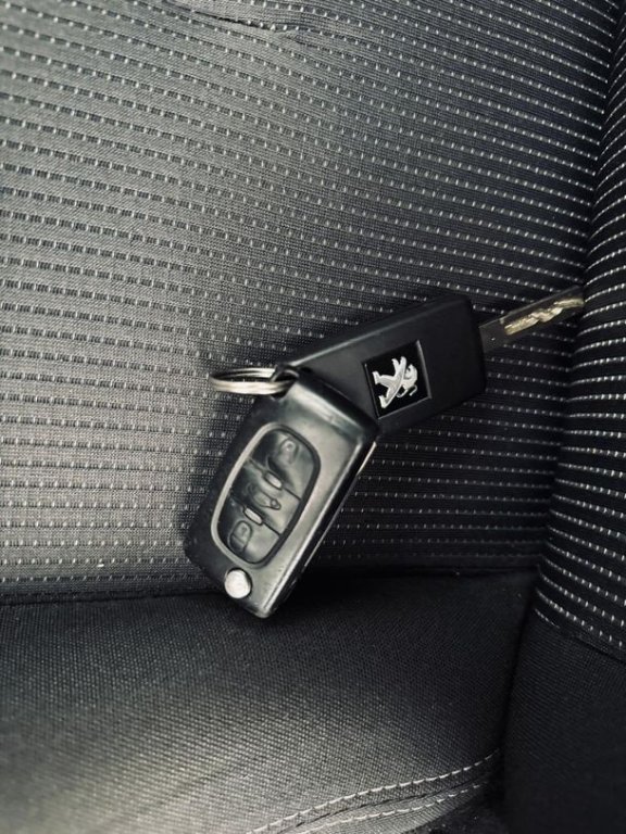 Peugeot RCZ IMG-20250709-WA0148