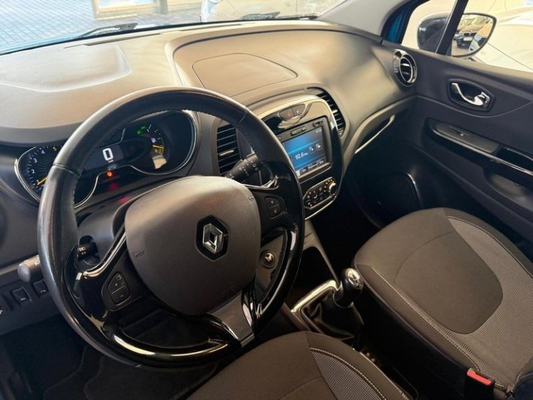 renault-captur-26