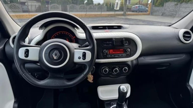 renault-twingo-sce-70-expression-2015 (20)