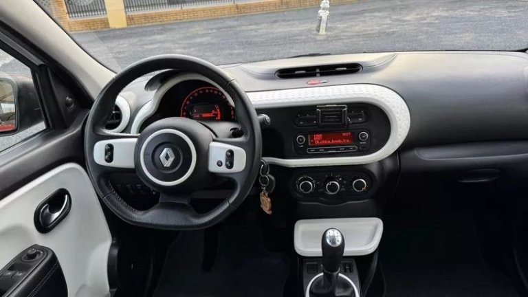 renault-twingo-sce-70-expression-2015 (21)