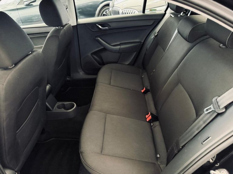 Skoda RAPID IMG-20250709-WA0202