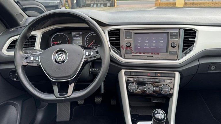 volkswagen-t-roc-2021 (26)