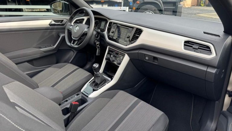 volkswagen-t-roc-2021 (38)